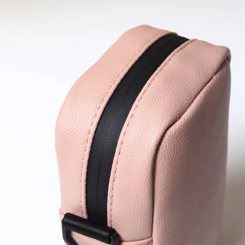BELINDA Leather Crossbody Phone Bag