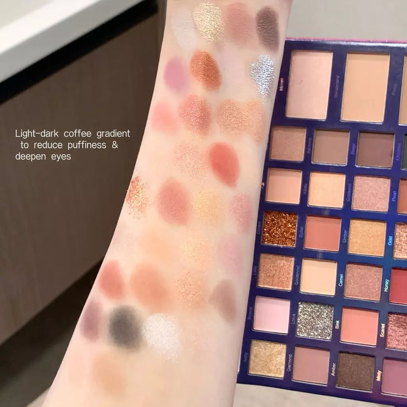 TEN TWENTY 68 Color Eyeshadow Palette